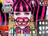 Play Draculaura perfect teeth