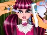 Play Draculaura eye care